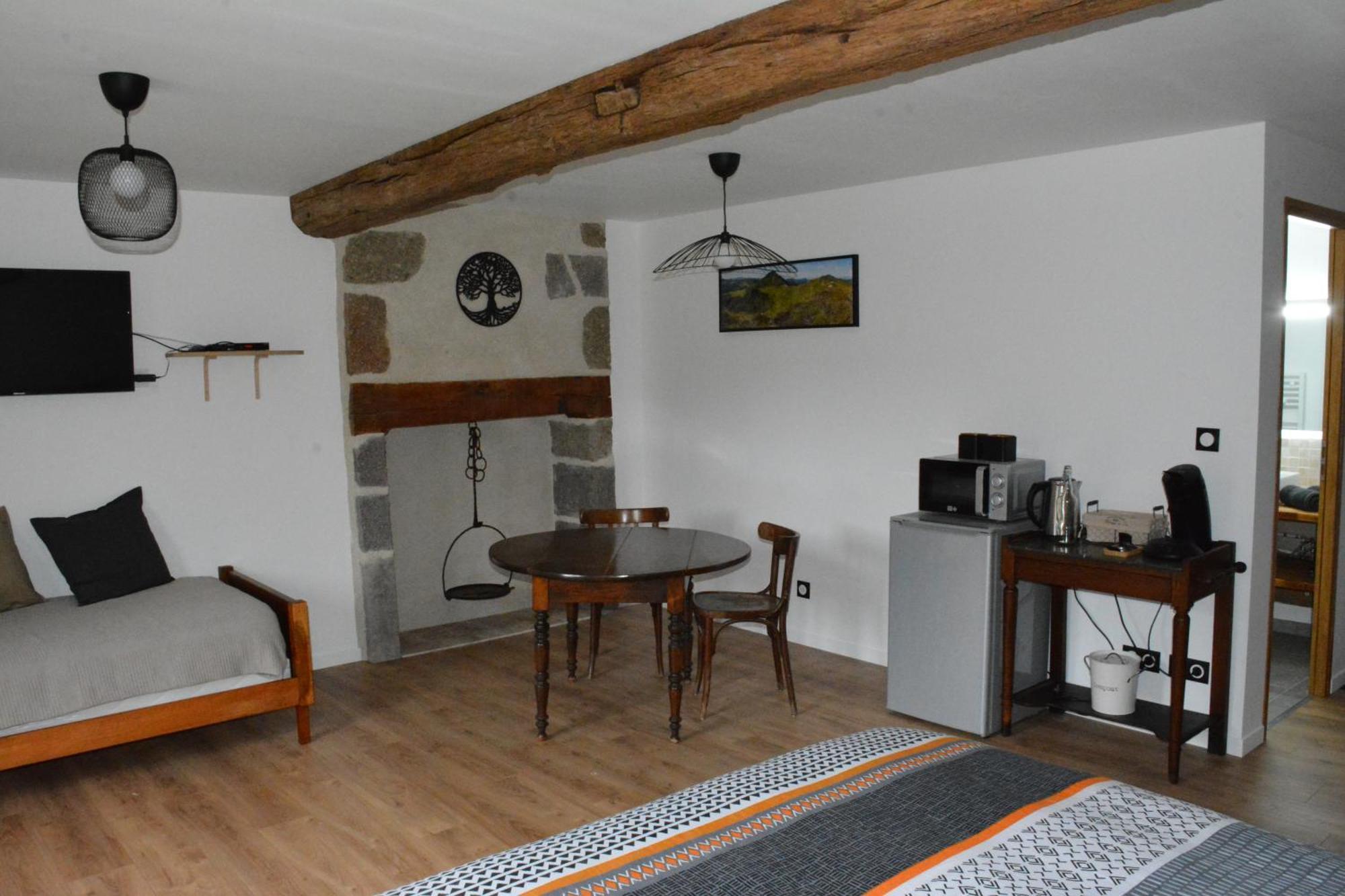 Les Nuits De Vieillespeze Bed & Breakfast Saint-Projet-de-Salers Dış mekan fotoğraf